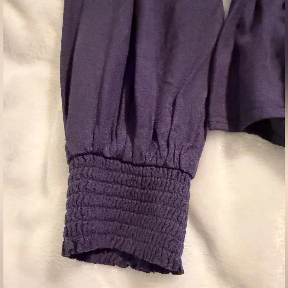 ON Navy Blue Women's Top - Picture 8 of 13